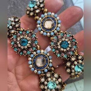 STRETCH BRACELET LOT  legant Turquoise and Gold Bracelet